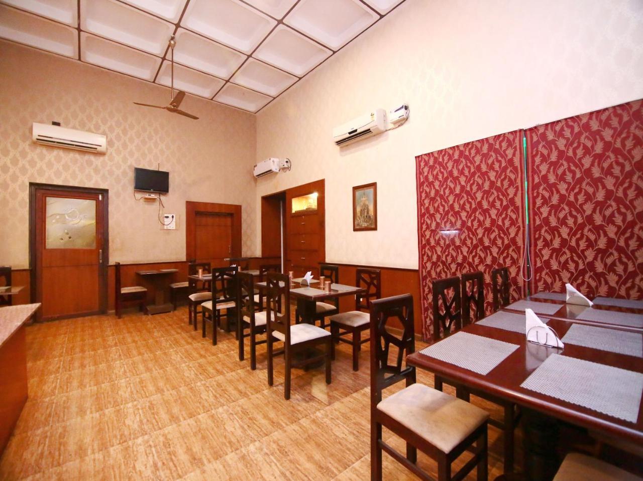 Hotel Windsor Castle Salem Εξωτερικό φωτογραφία